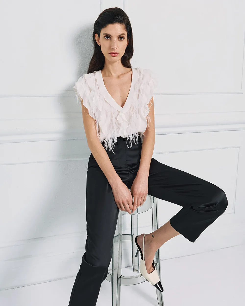 Access Fashion Sleeveless White Ruffled Feather Blouse