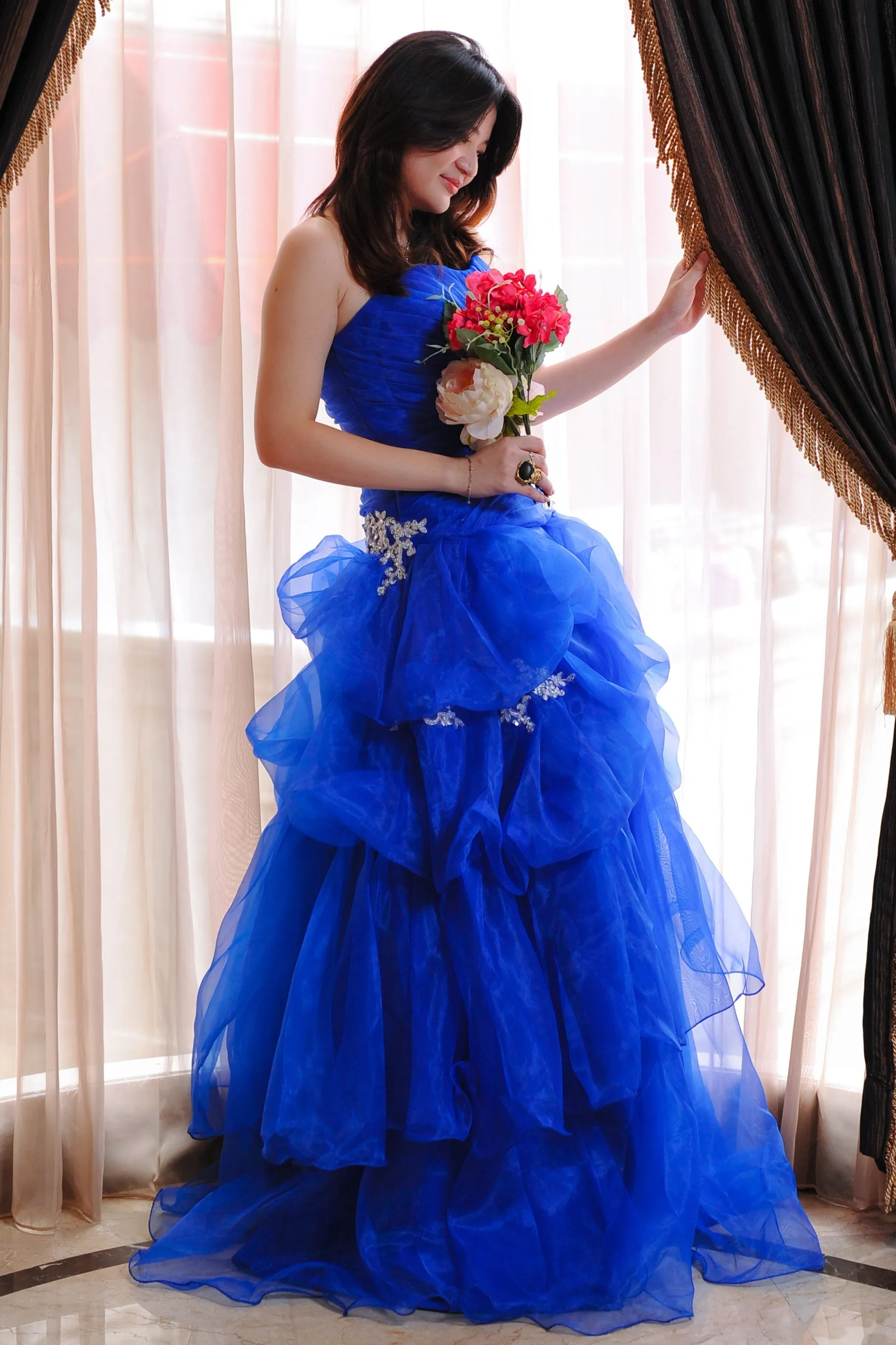 Ball Gown Sweetheart Floor Length Organza Beading Prom Dress