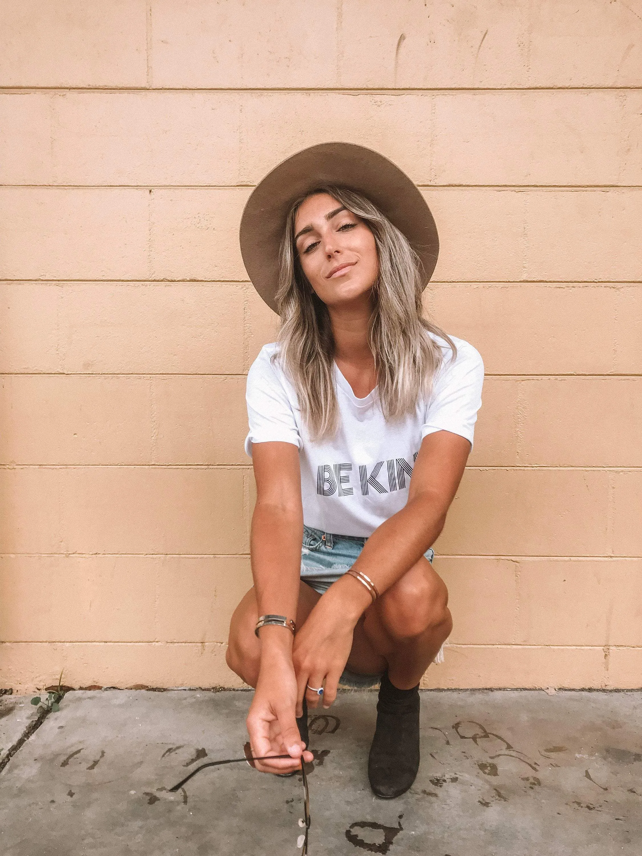 Be Kind - Boyfriend Tee