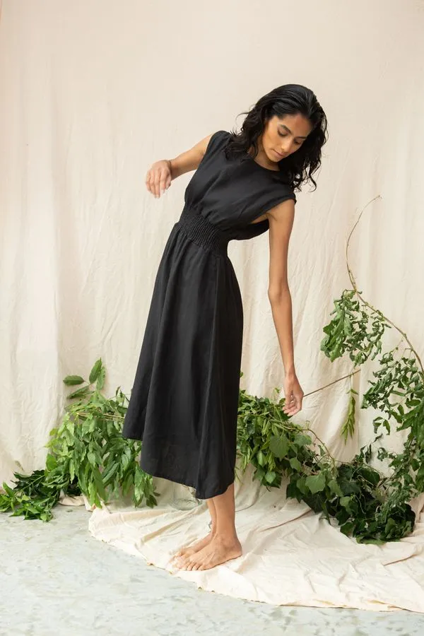 Beaumont Organic  ~  Ottillie-May Linen Dress - Black