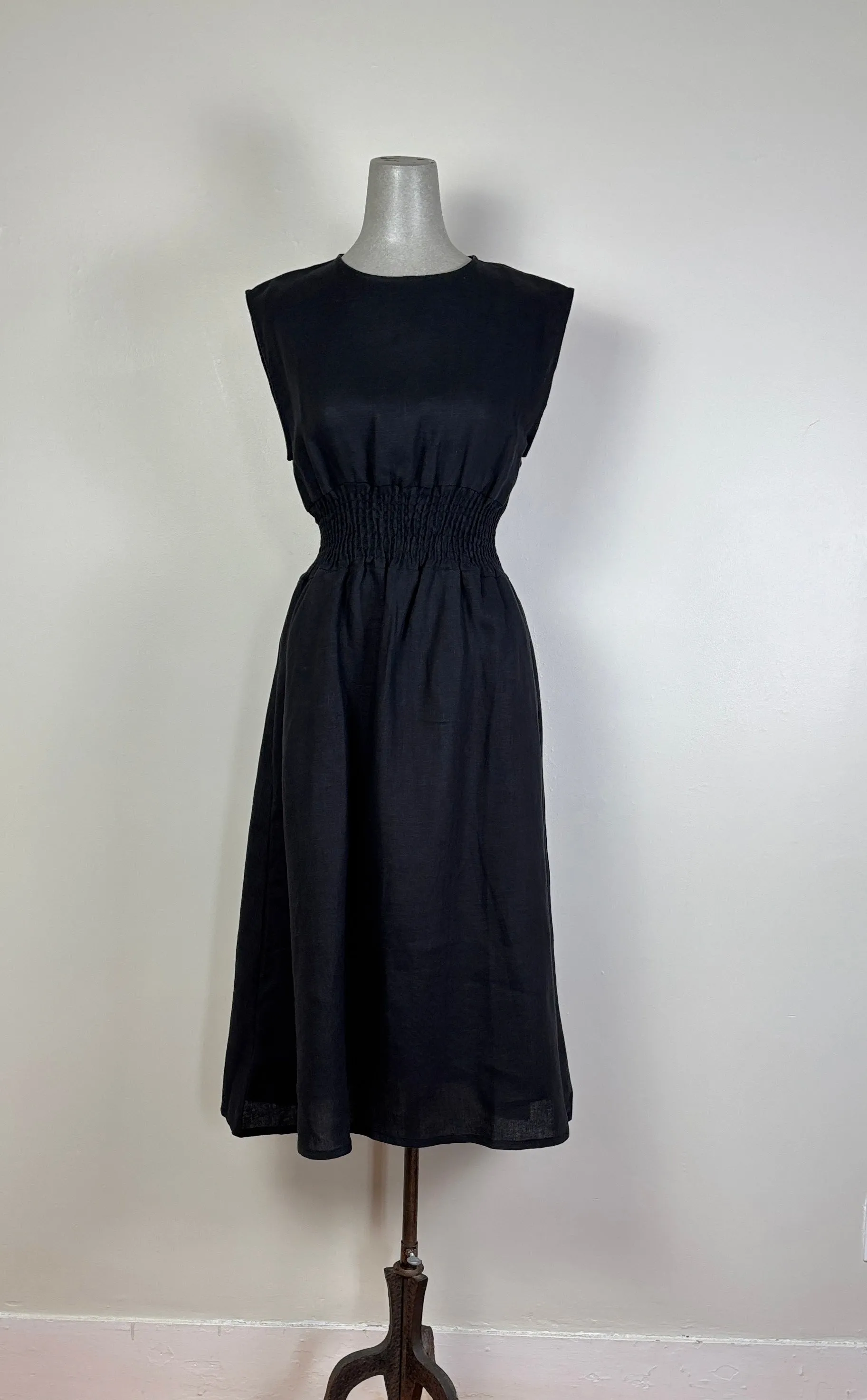 Beaumont Organic  ~  Ottillie-May Linen Dress - Black