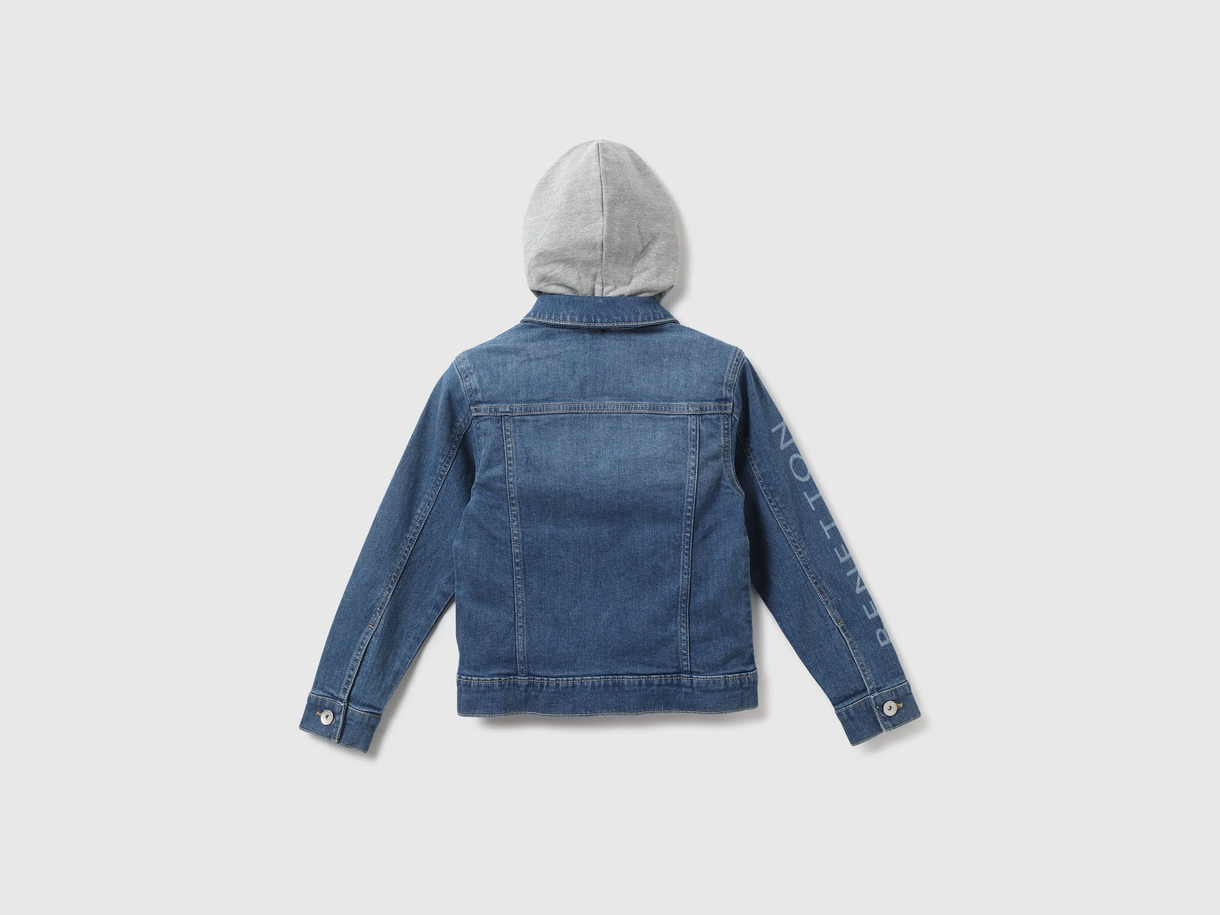 Boys Solid Hooded Neck Jacket
