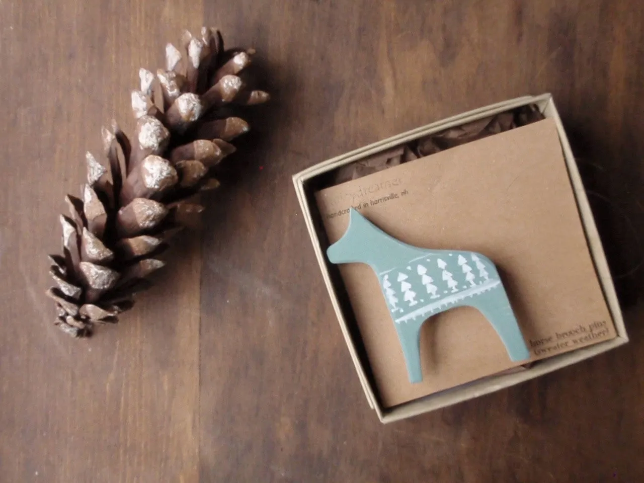 dala horse brooch / sweater weather