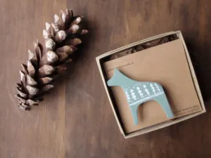 dala horse brooch / sweater weather