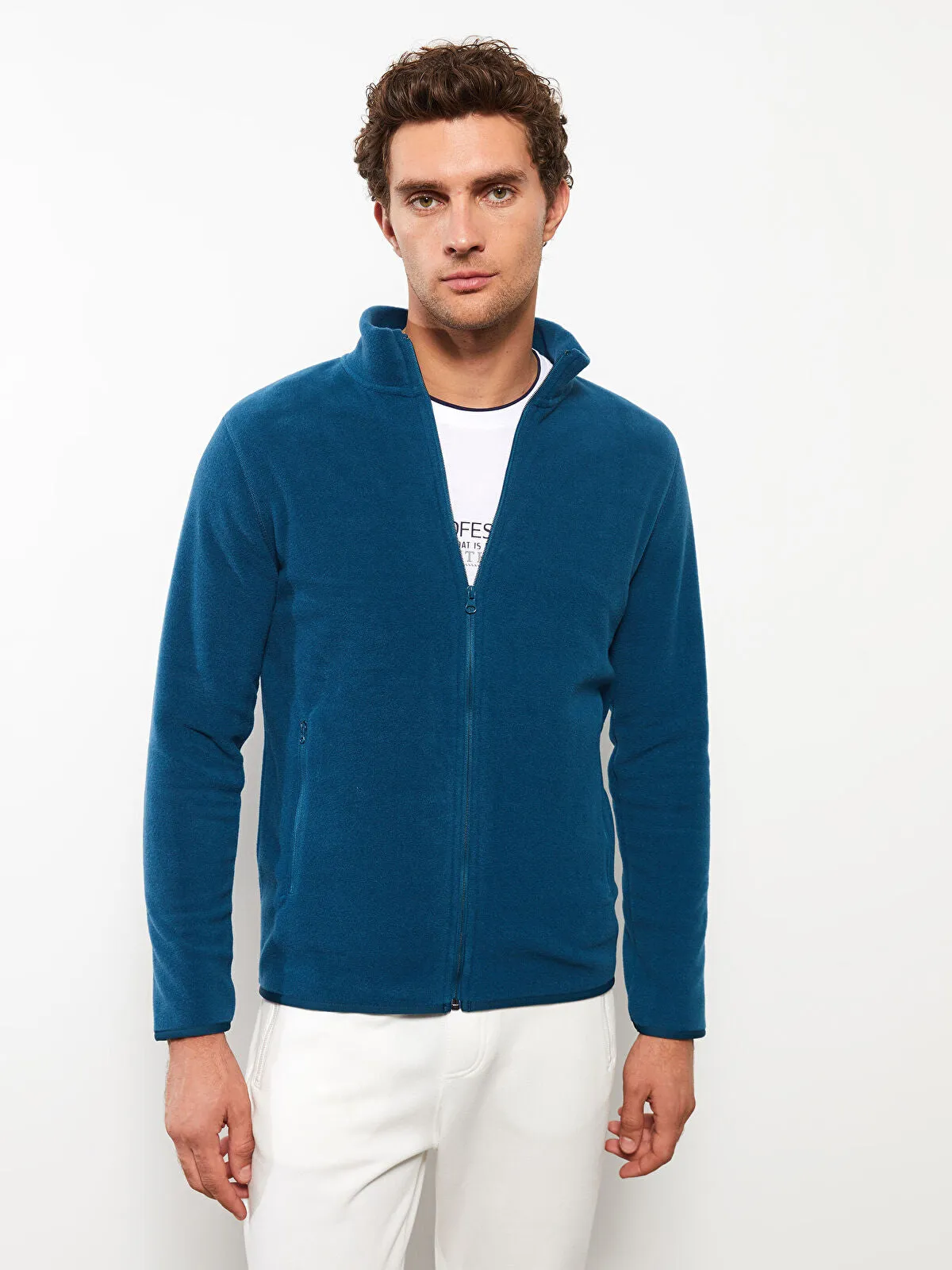 LCWAIKIKI Basic Comfortable Fit Stand Up Collar Men Sports Cardigan