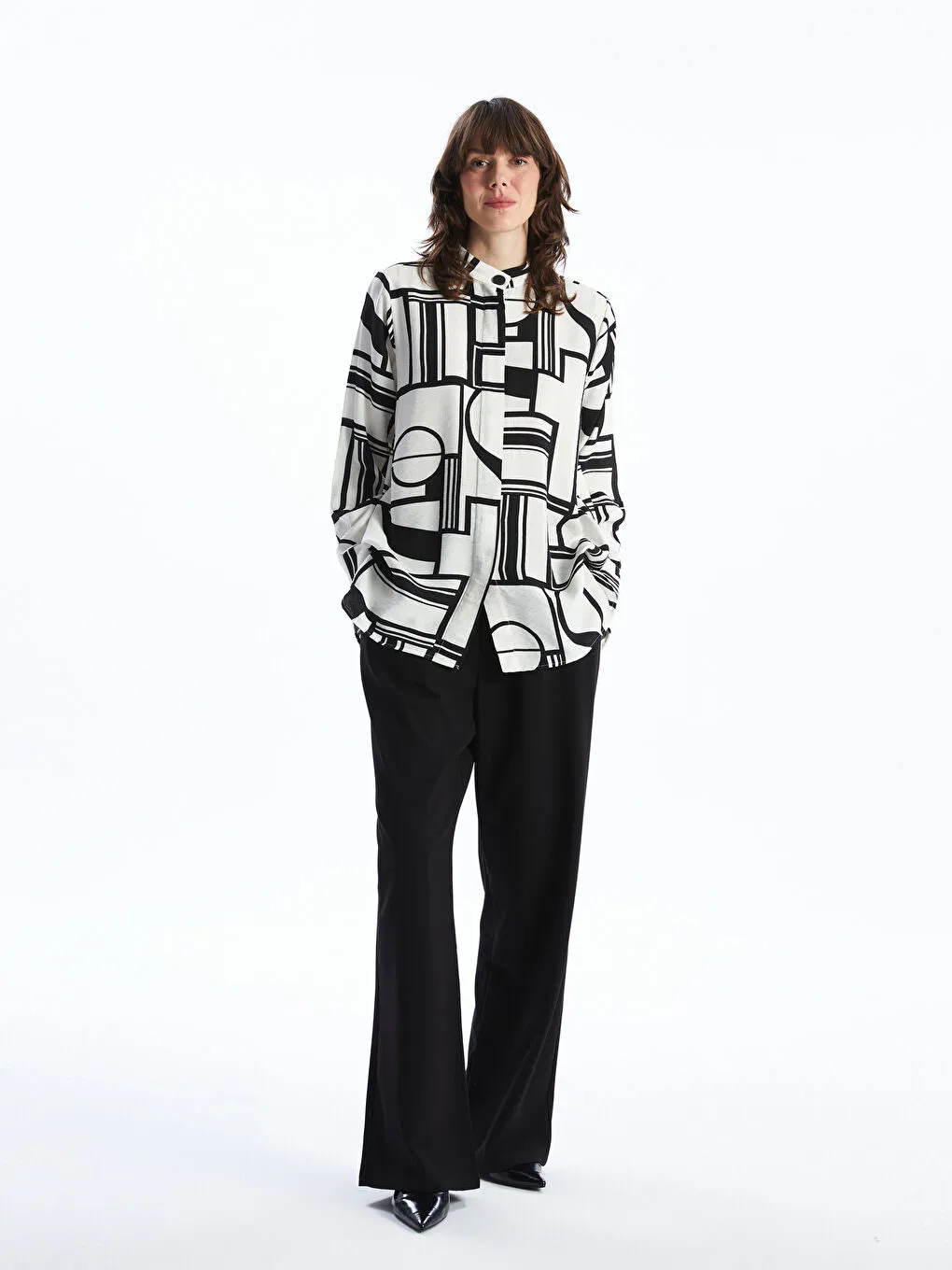 LCWAIKIKI Classic Black Judge Collar Patterned Women Shirt Tunic