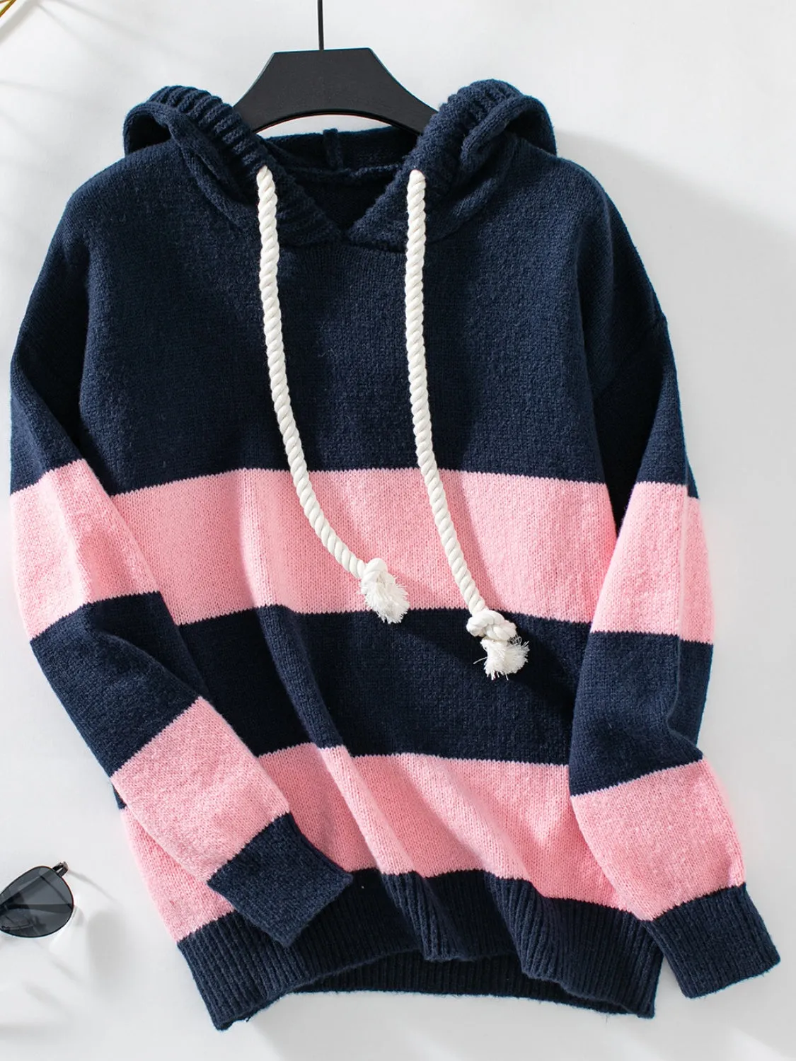 Lilian | Casual Hoodie Sweater with Adjustable Drawstring