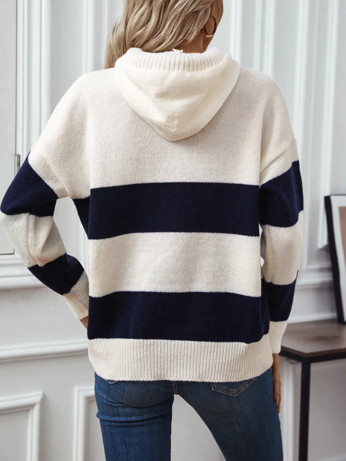 Lilian | Casual Hoodie Sweater with Adjustable Drawstring