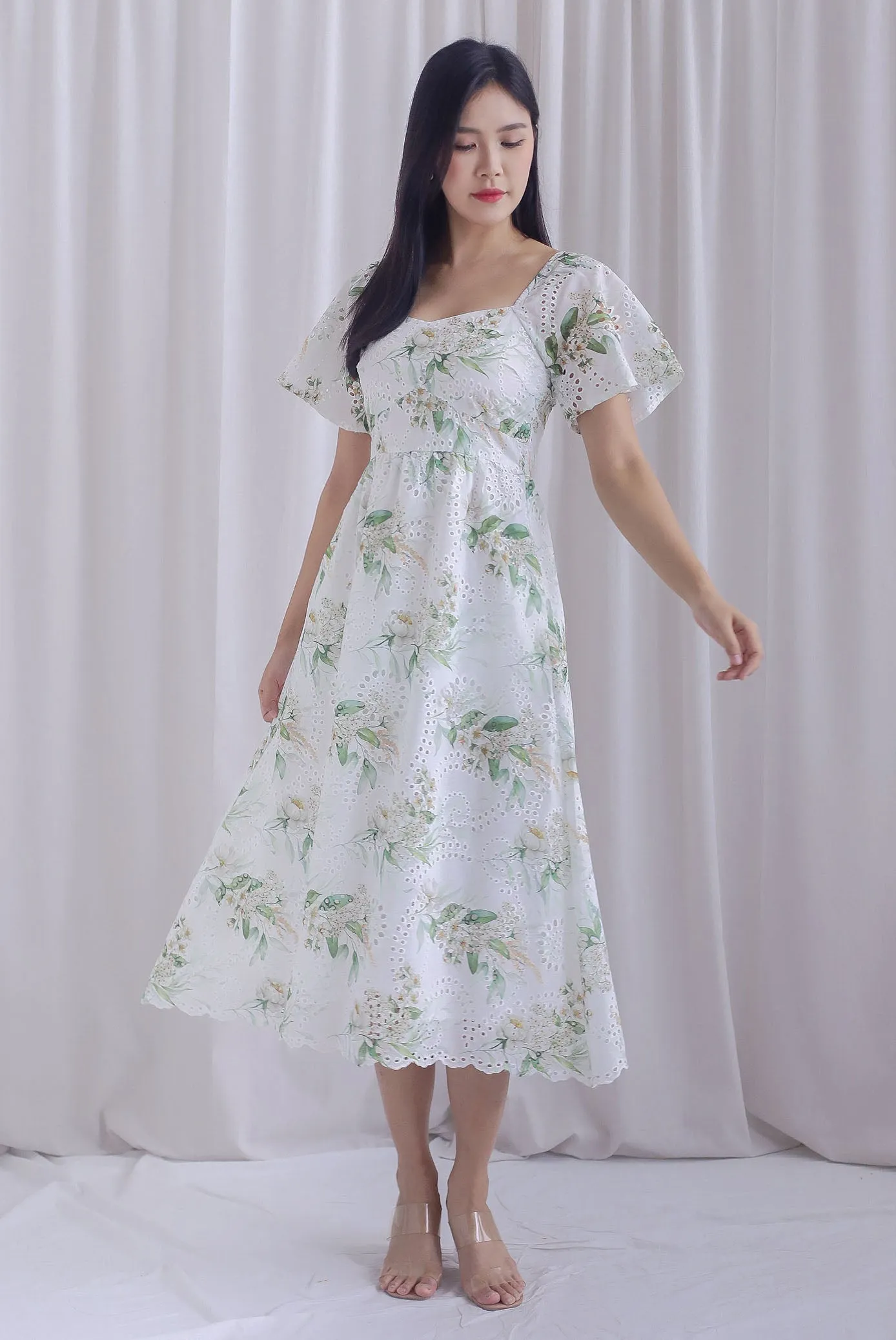 Madeleine Floral Print Eyelet Sleeved Dress In Green