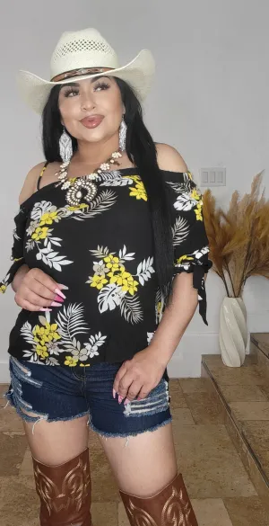 Magali Black Top
