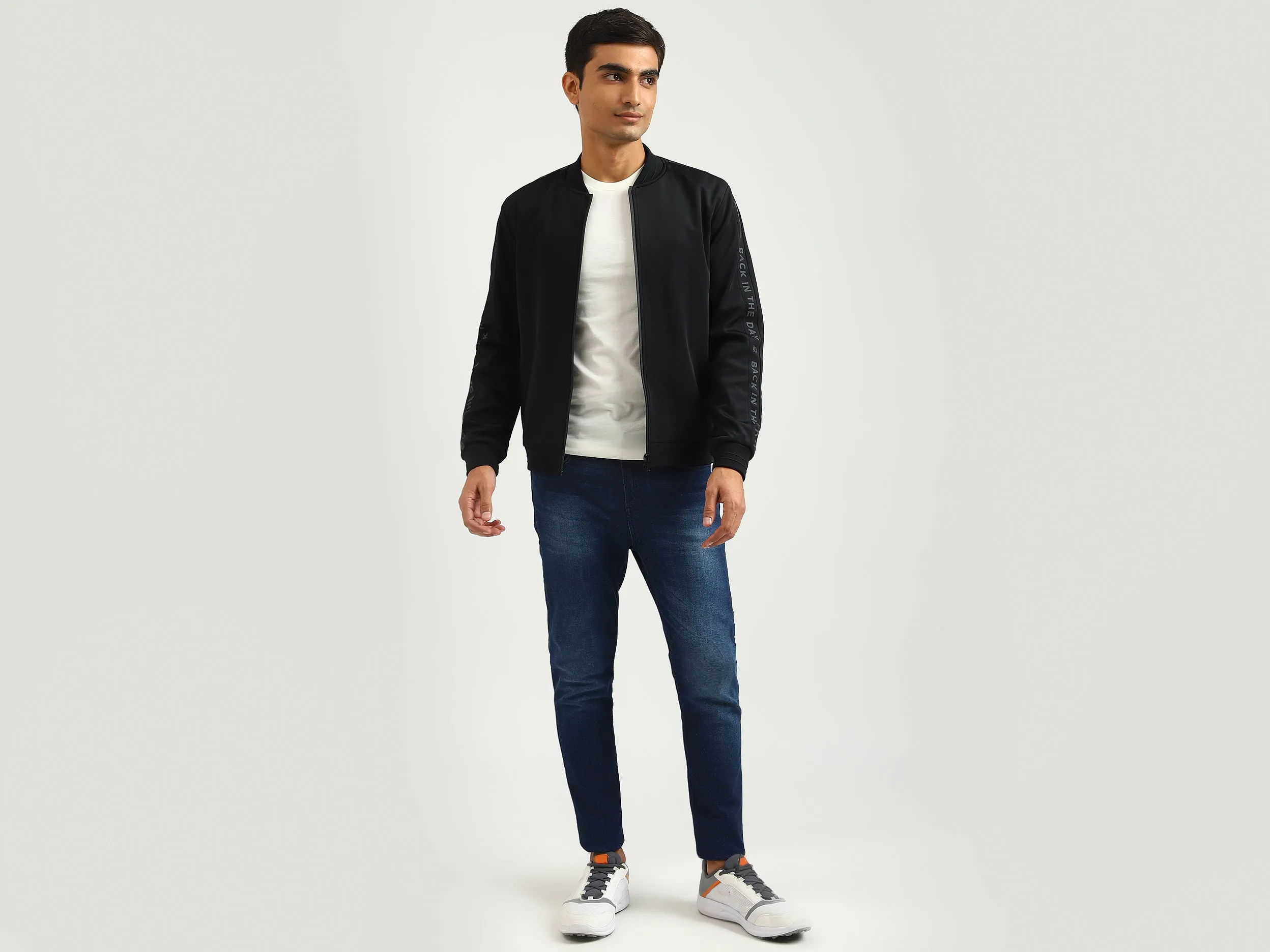 Men Solid Stand-up Collar Jacket