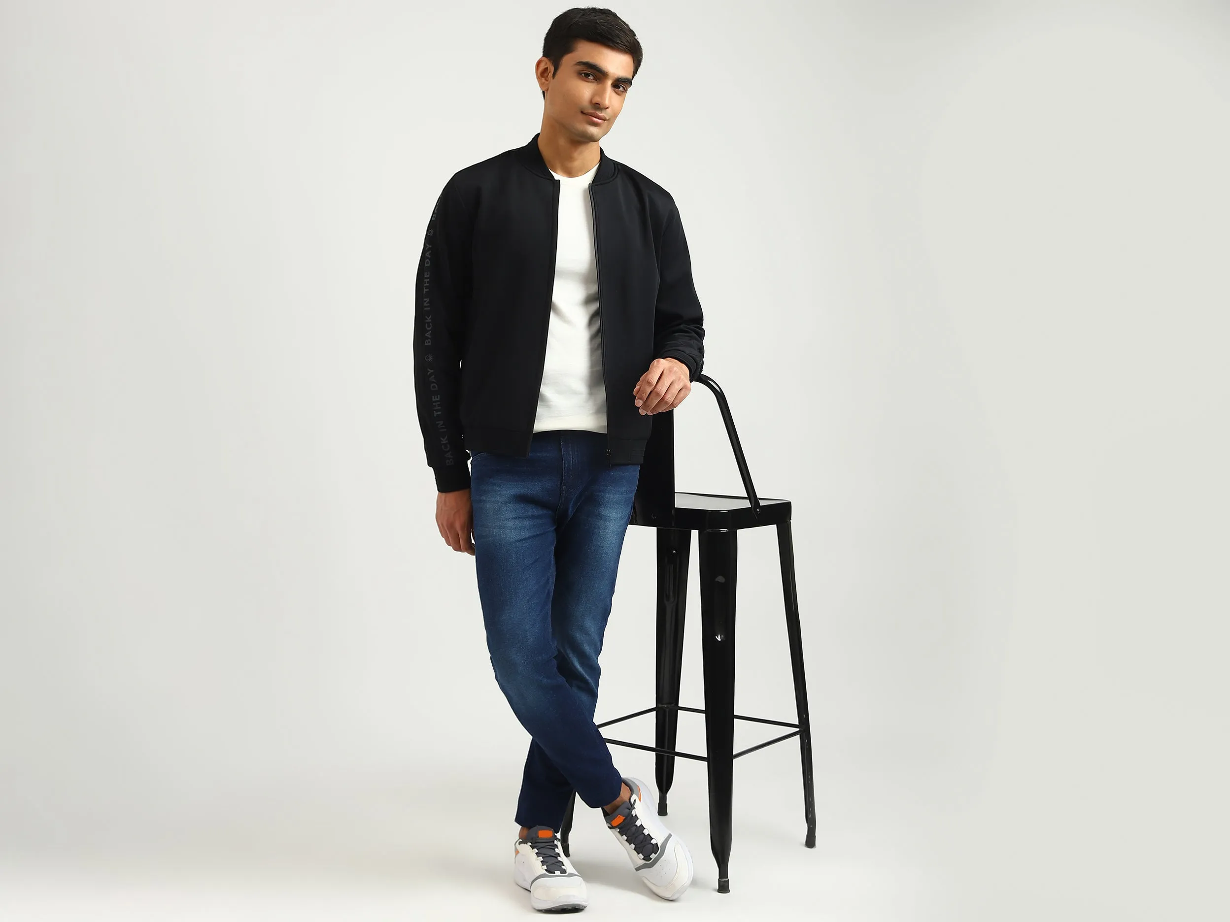 Men Solid Stand-up Collar Jacket
