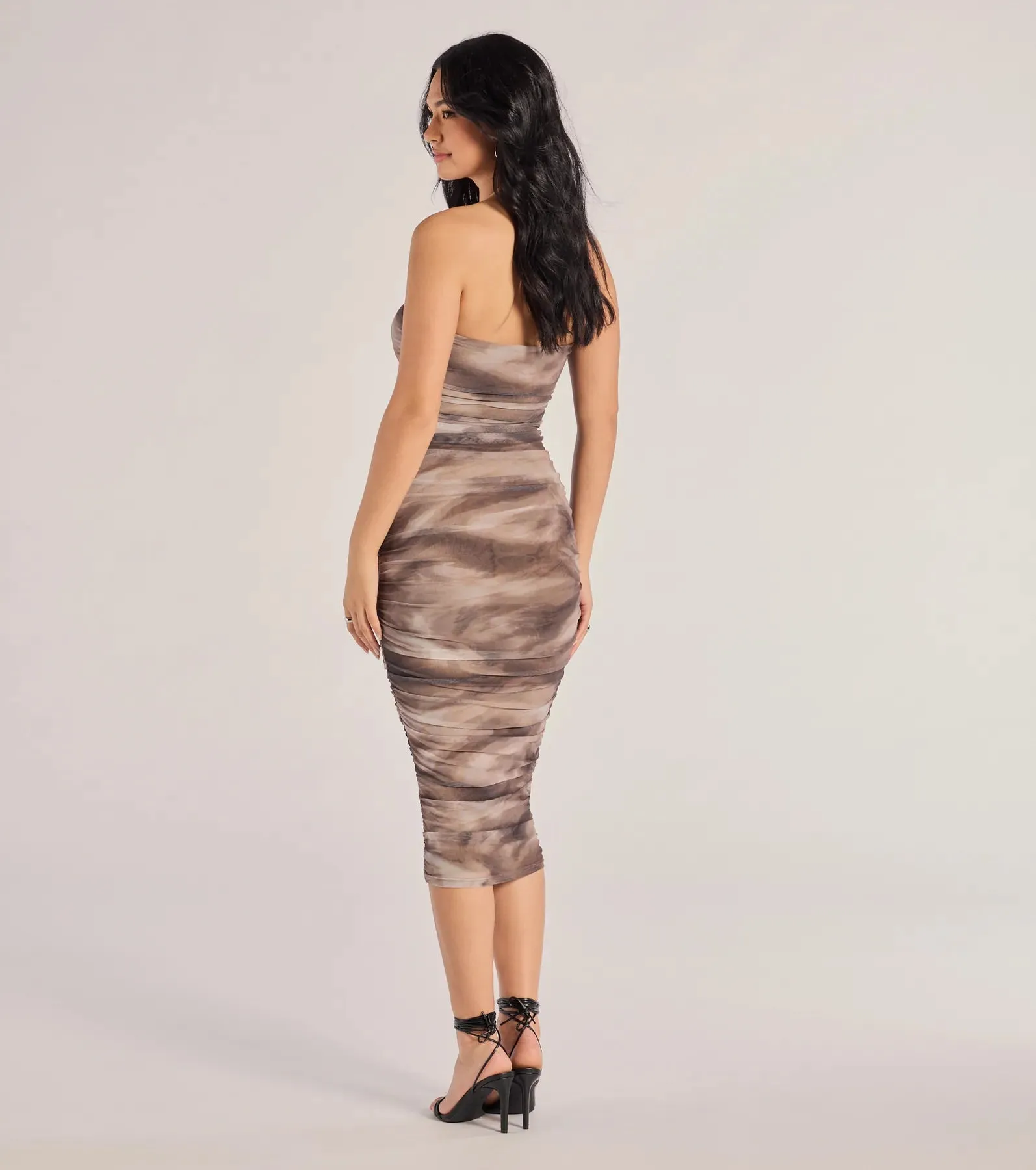 Mesmerizing Glam Abstract Ruched Midi Dress