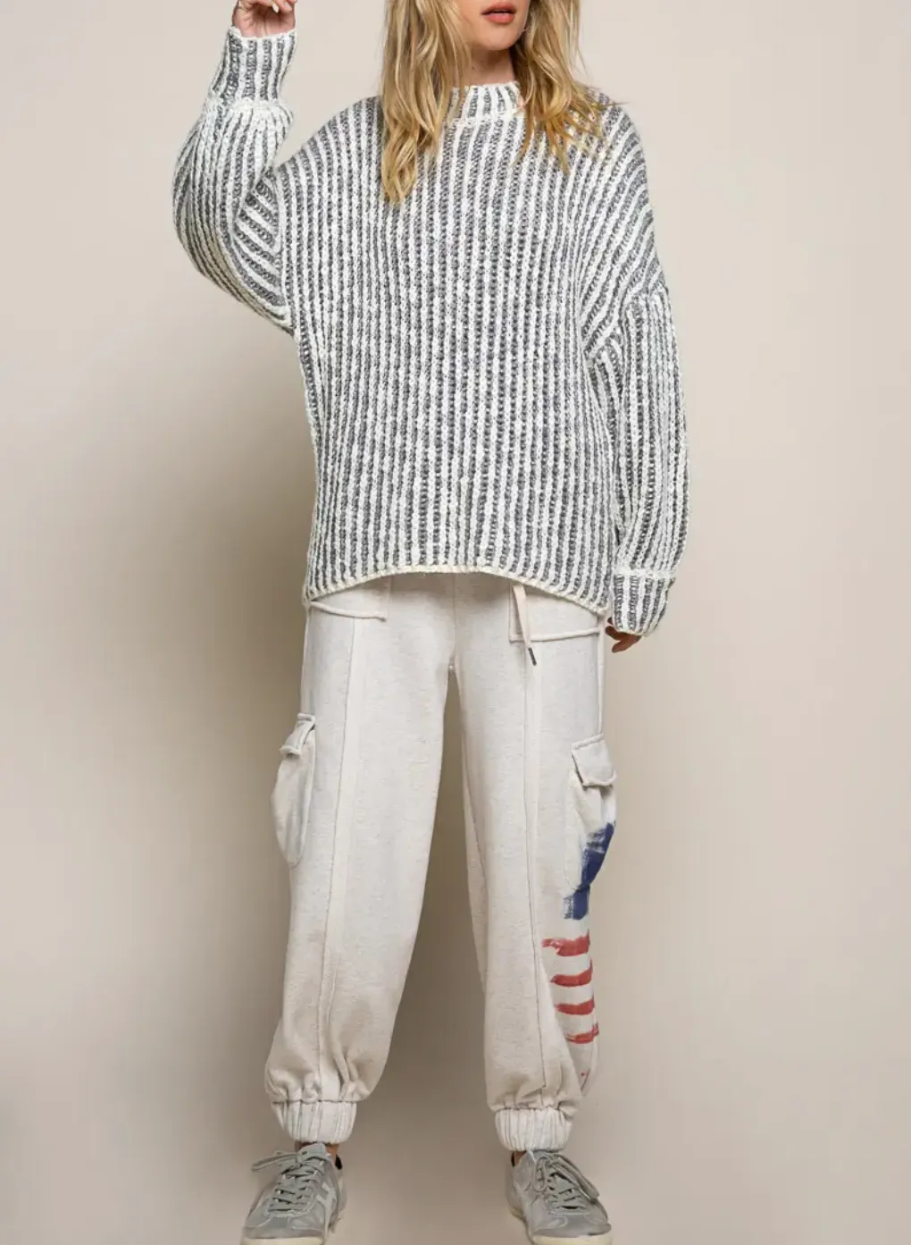 MOCK NECK KNIT SWEATER