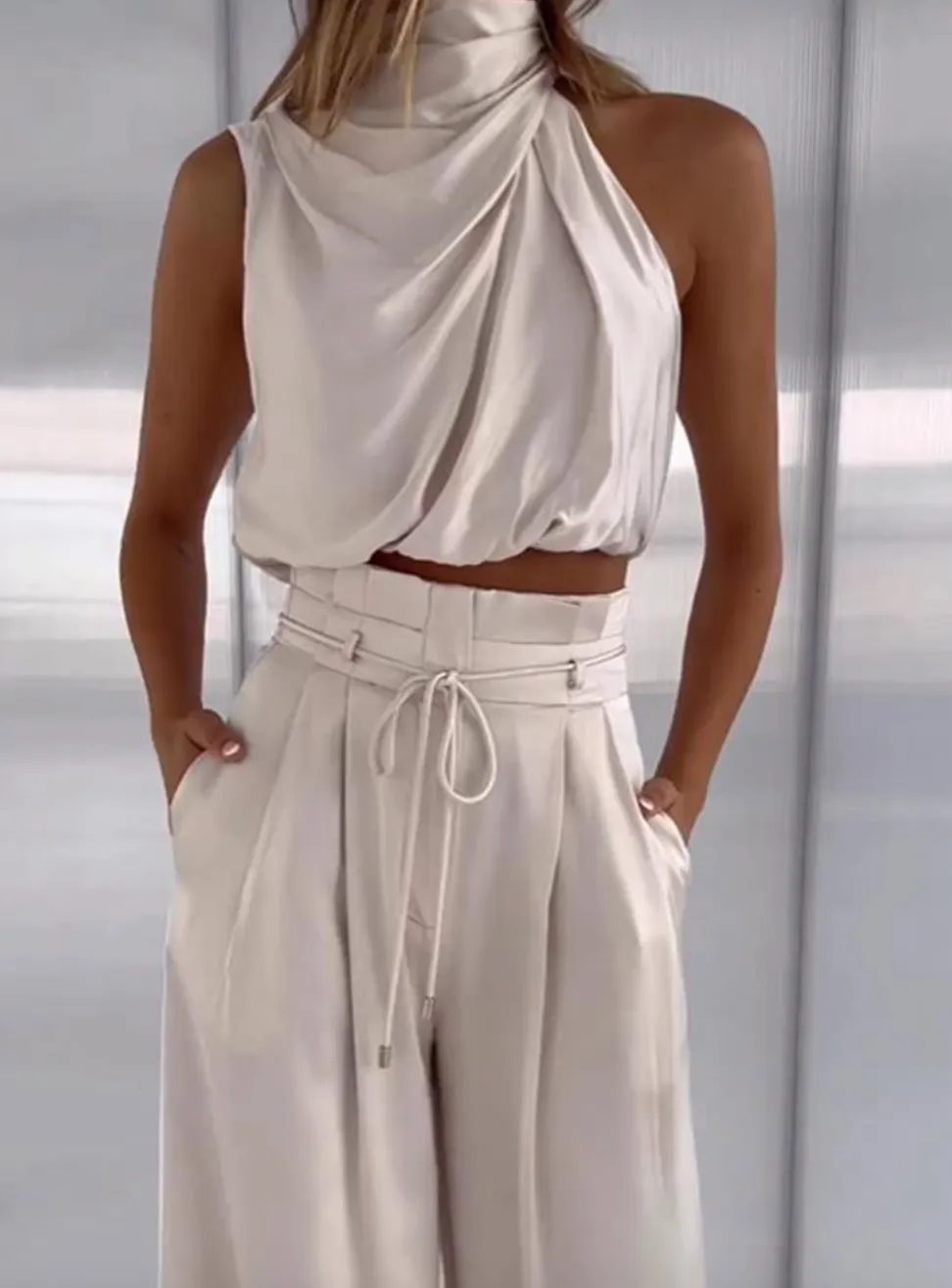 Palila® | Sleeveless Silk Set