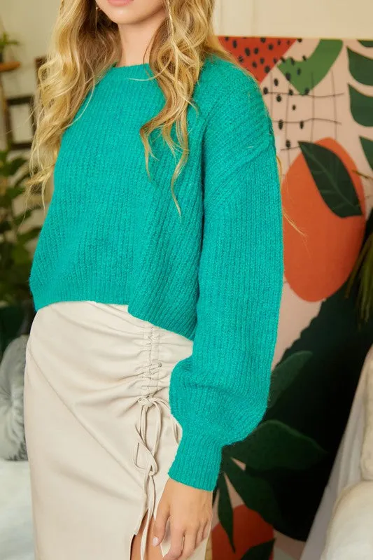 Round Neck Cropped Sweater Top – Cozy Knit with Relaxed Fit