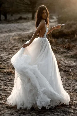 Roycebridal Tulle A-line Deep V-neck Backless Spaghetti Straps Wedding Dresses, MW678