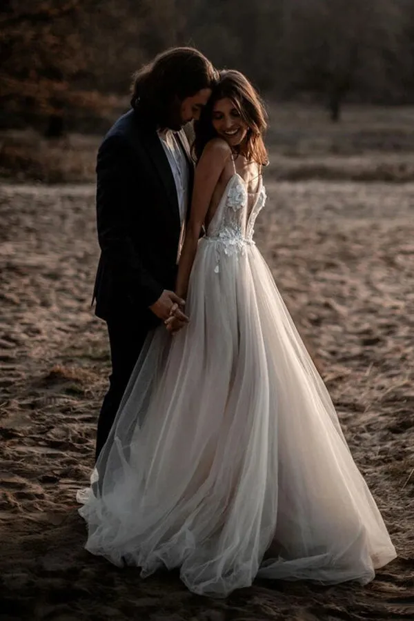 Roycebridal Tulle A-line Deep V-neck Backless Spaghetti Straps Wedding Dresses, MW678