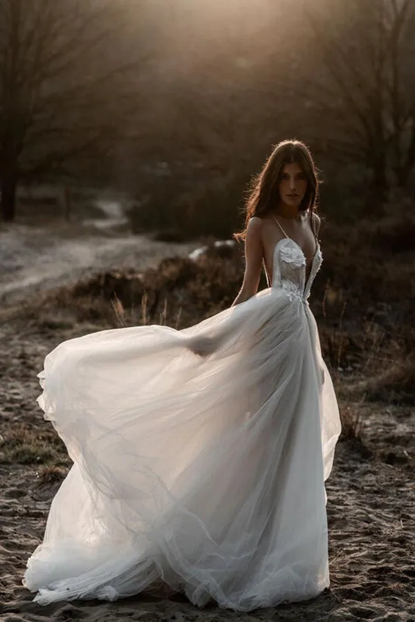 Roycebridal Tulle A-line Deep V-neck Backless Spaghetti Straps Wedding Dresses, MW678