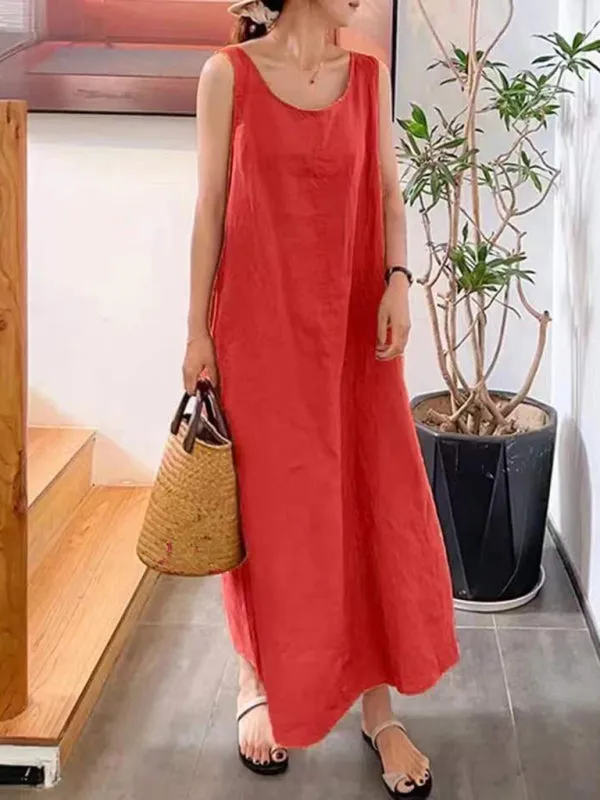 Sleeveless Maxi Dress with Pockets and Round Neck