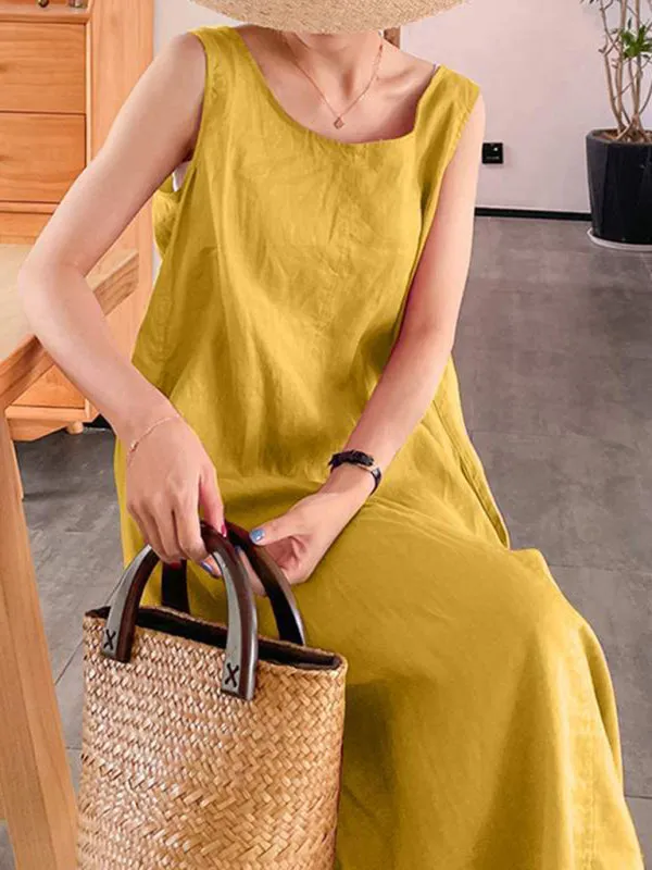 Sleeveless Maxi Dress with Pockets and Round Neck