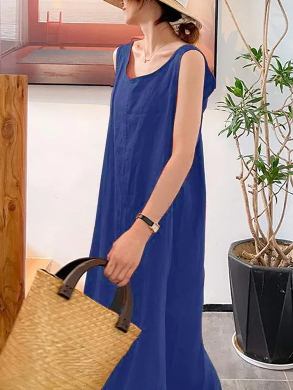 Sleeveless Maxi Dress with Pockets and Round Neck