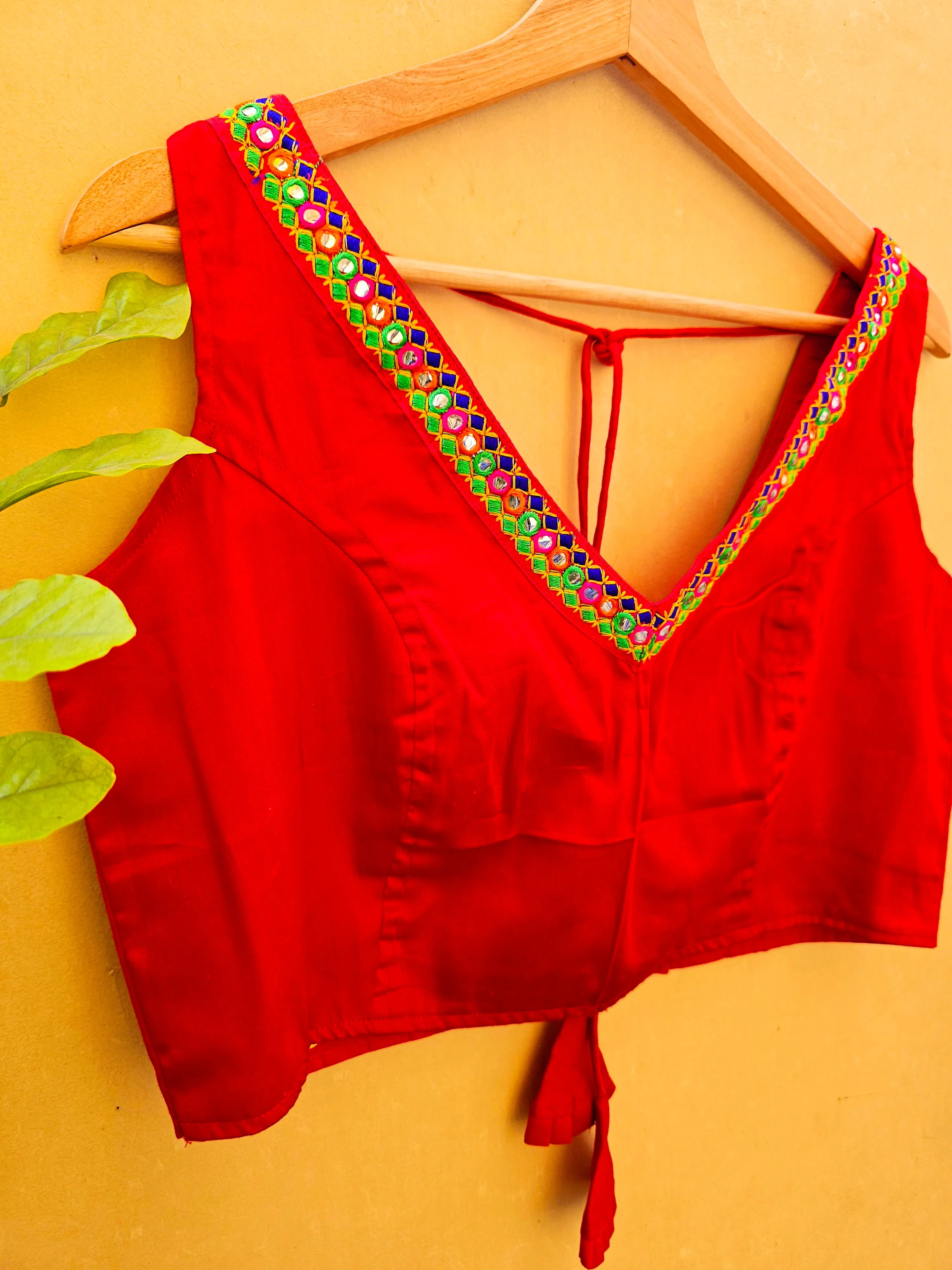 Sleeveless Semi-Silk Blouse with Sequin and Zari