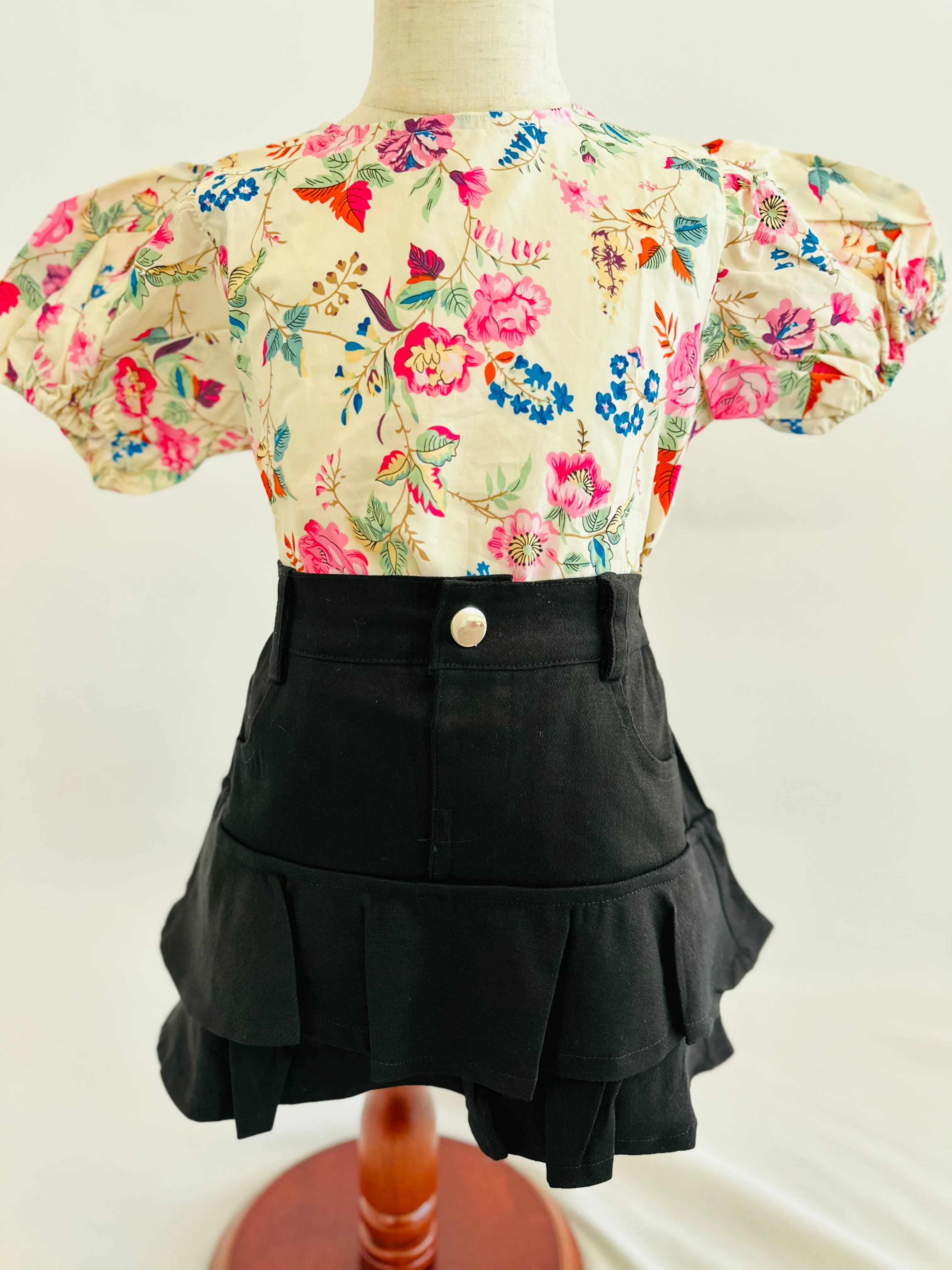 Stylish Black Ruffled Skort