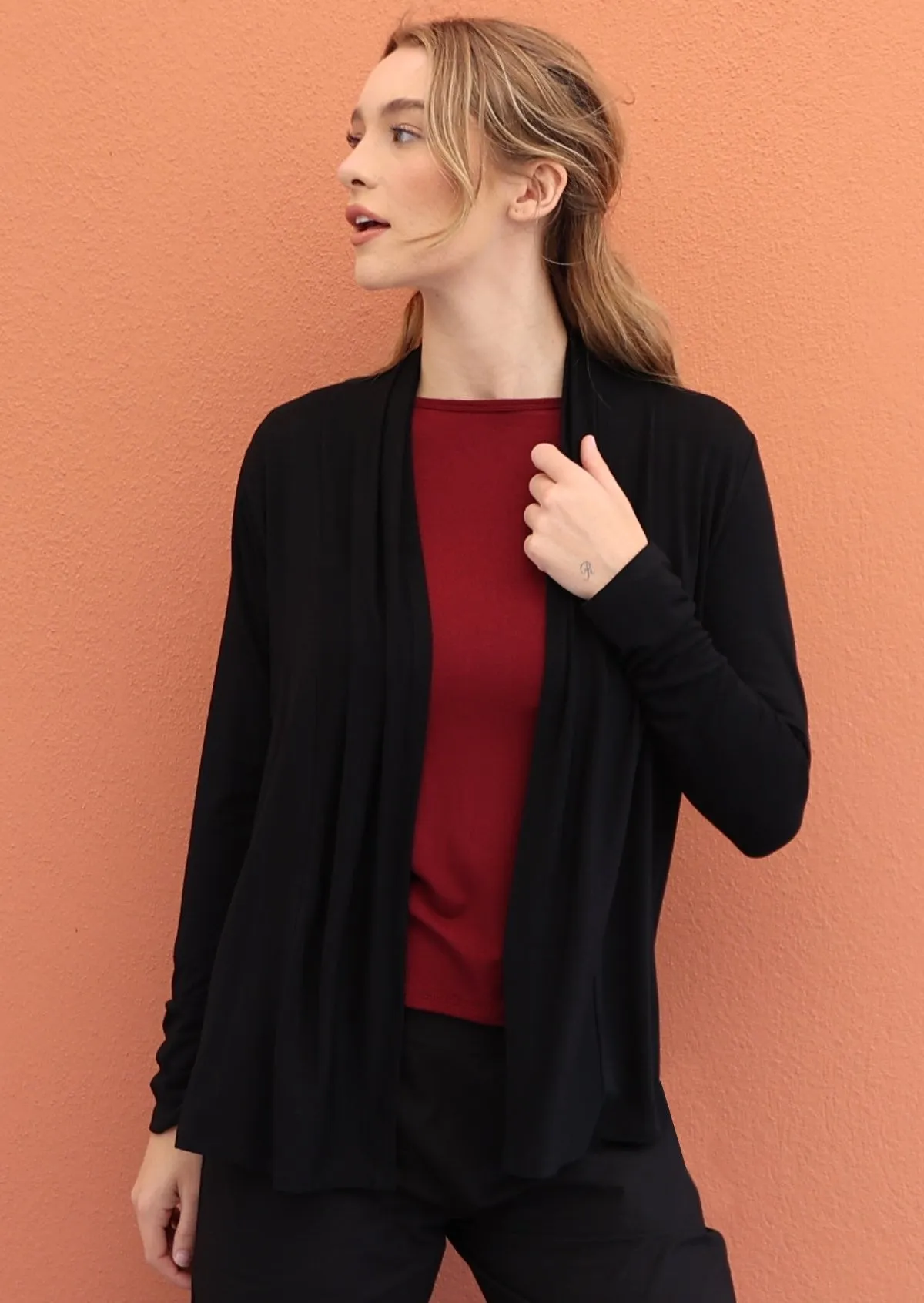 Timeless Cardi Black