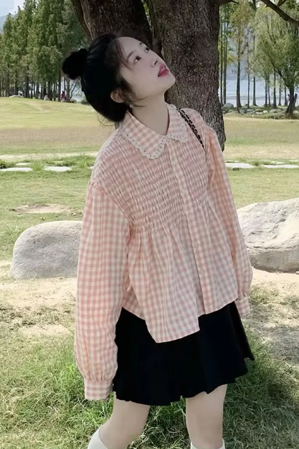 Vintage Plaid Pattern Peter Pan Collar Ruffle Blouse Shirt