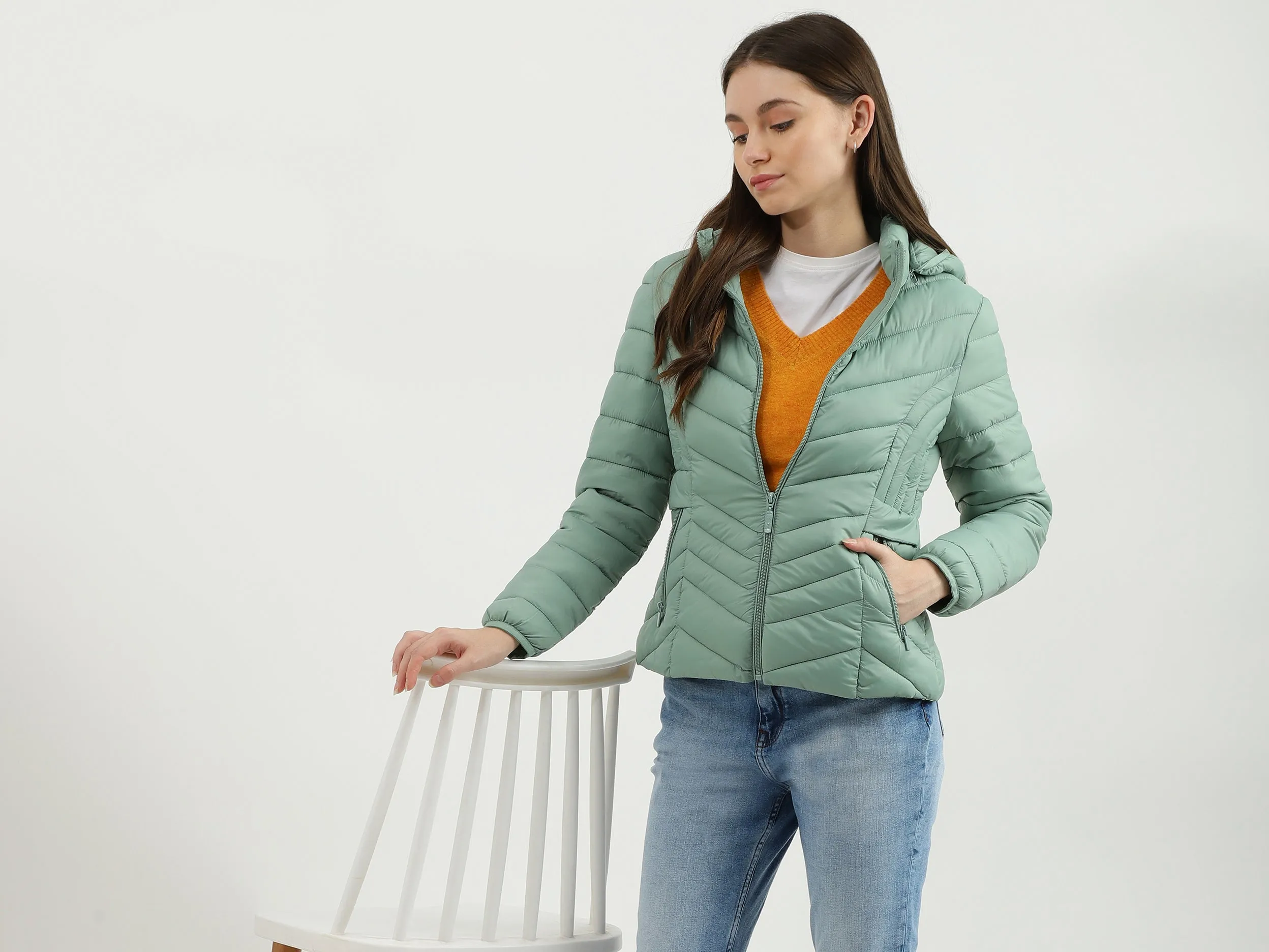 Women Quilted Hooded Neck Jacket