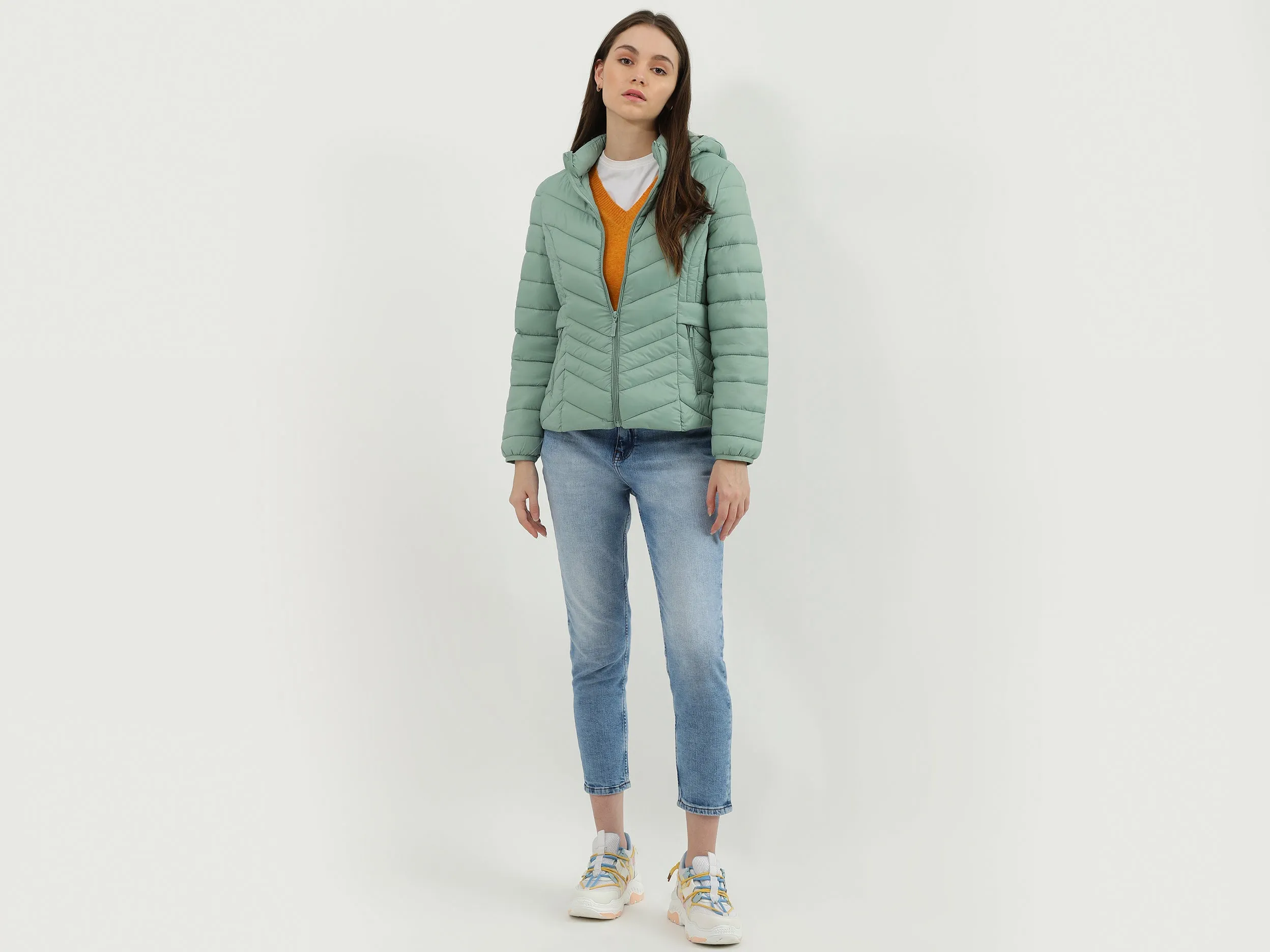 Women Quilted Hooded Neck Jacket