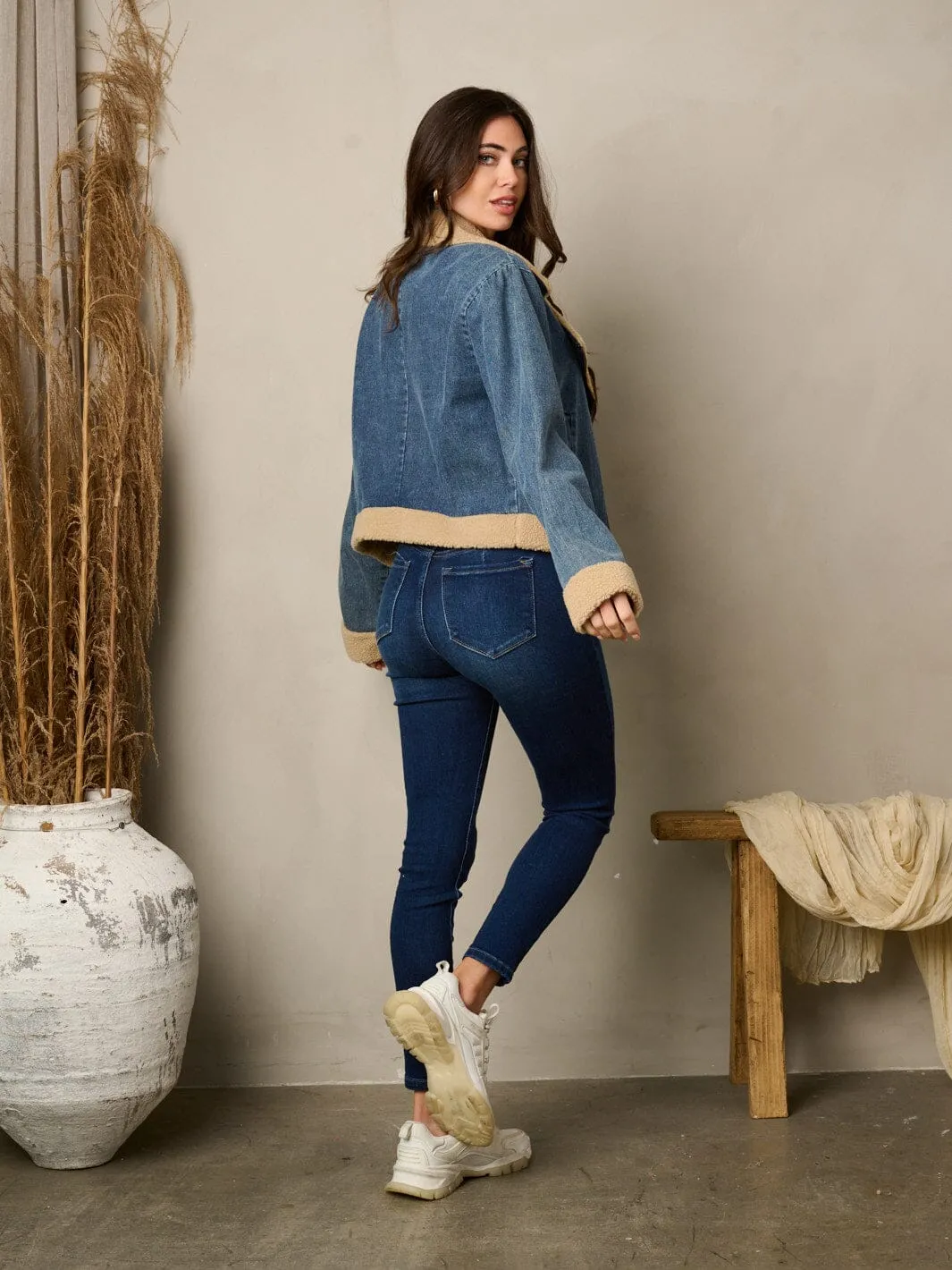 WOMEN'S LONG SLEEVE ZIP UP SHERPA DENIM JACKET