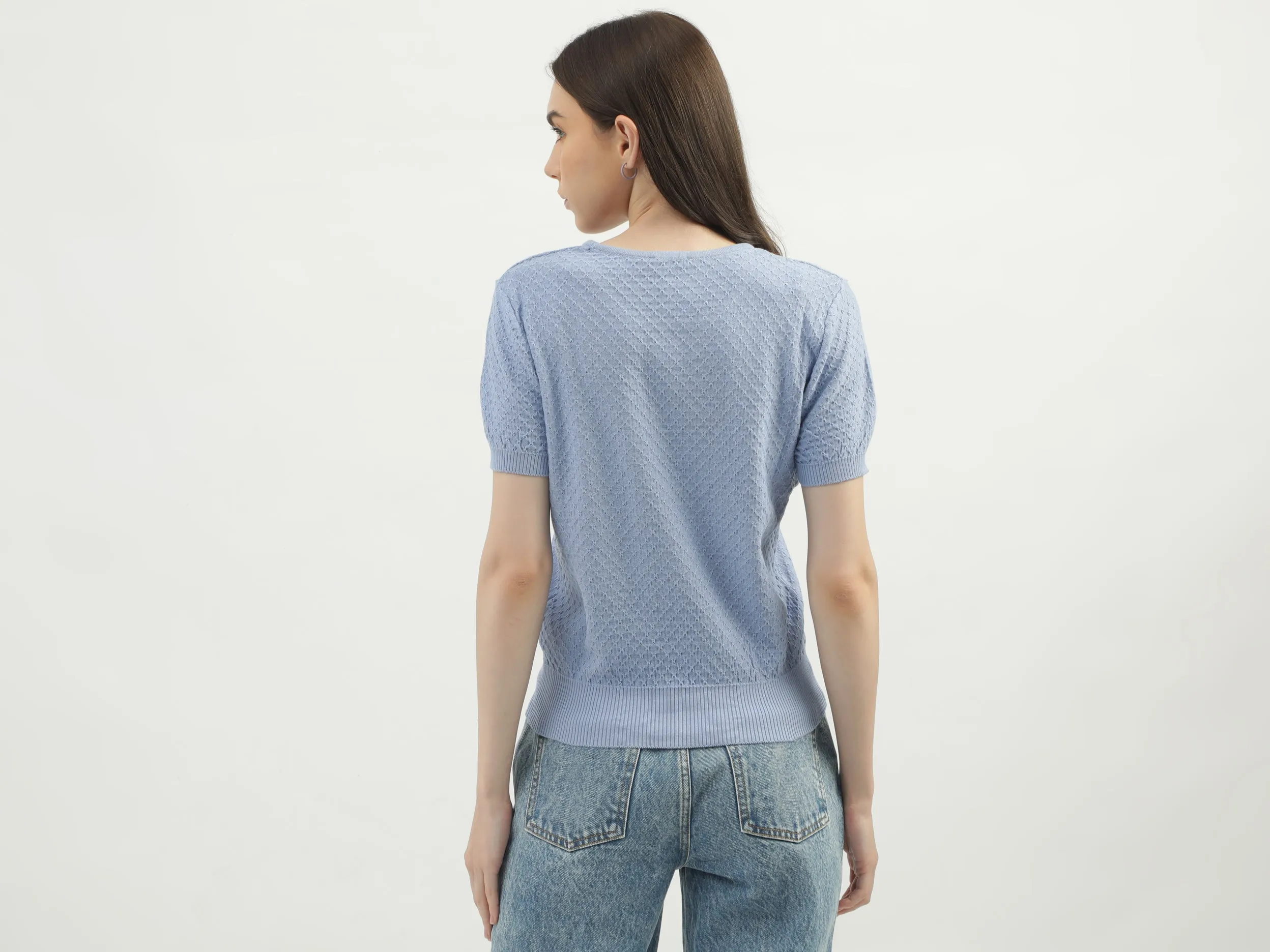 Women's Regular Fit Round Neck Textured Sweaters