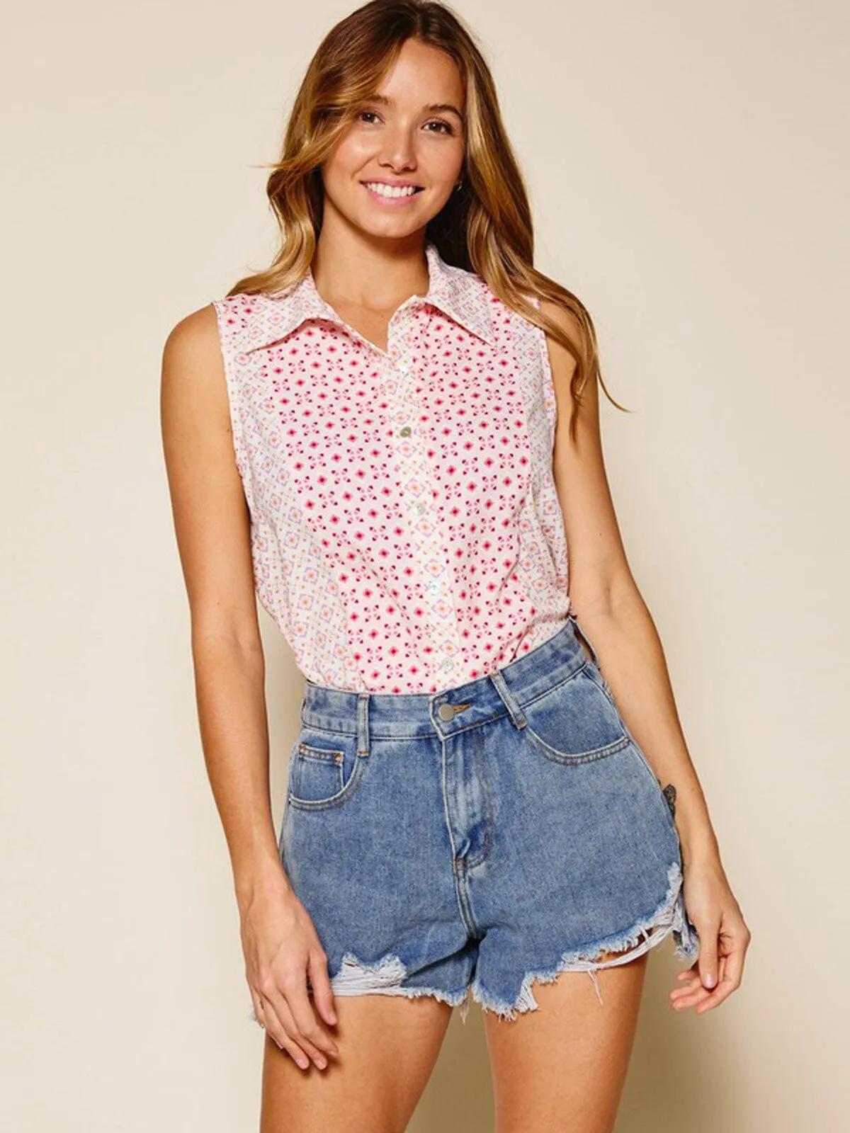WOMEN'S SLEEVELESS BUTTON UP MULTI PRINT TOP