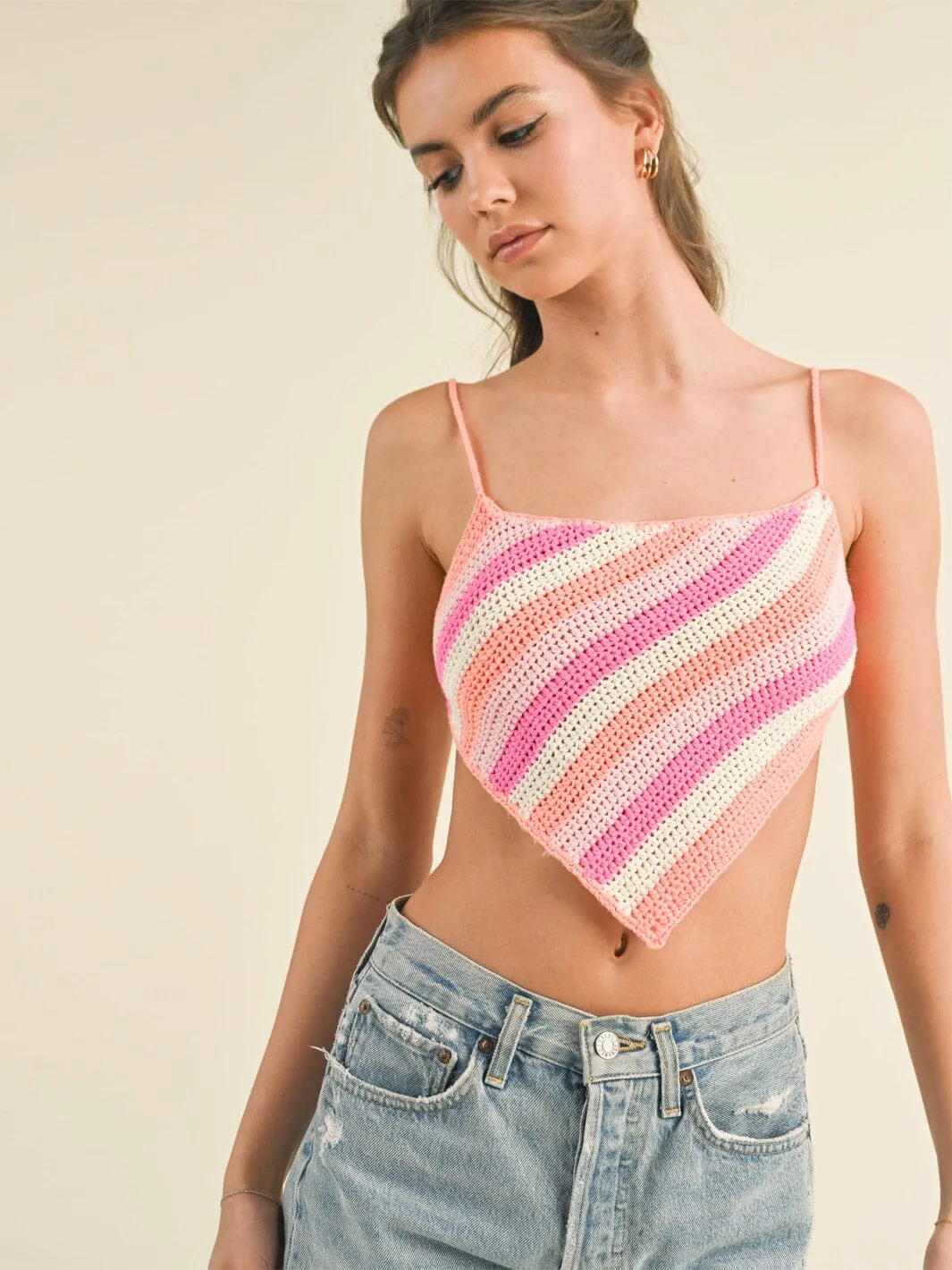 WOMEN'S SLEEVELESS OPEN BACK COLORBLOCK KNIT CROP TOP