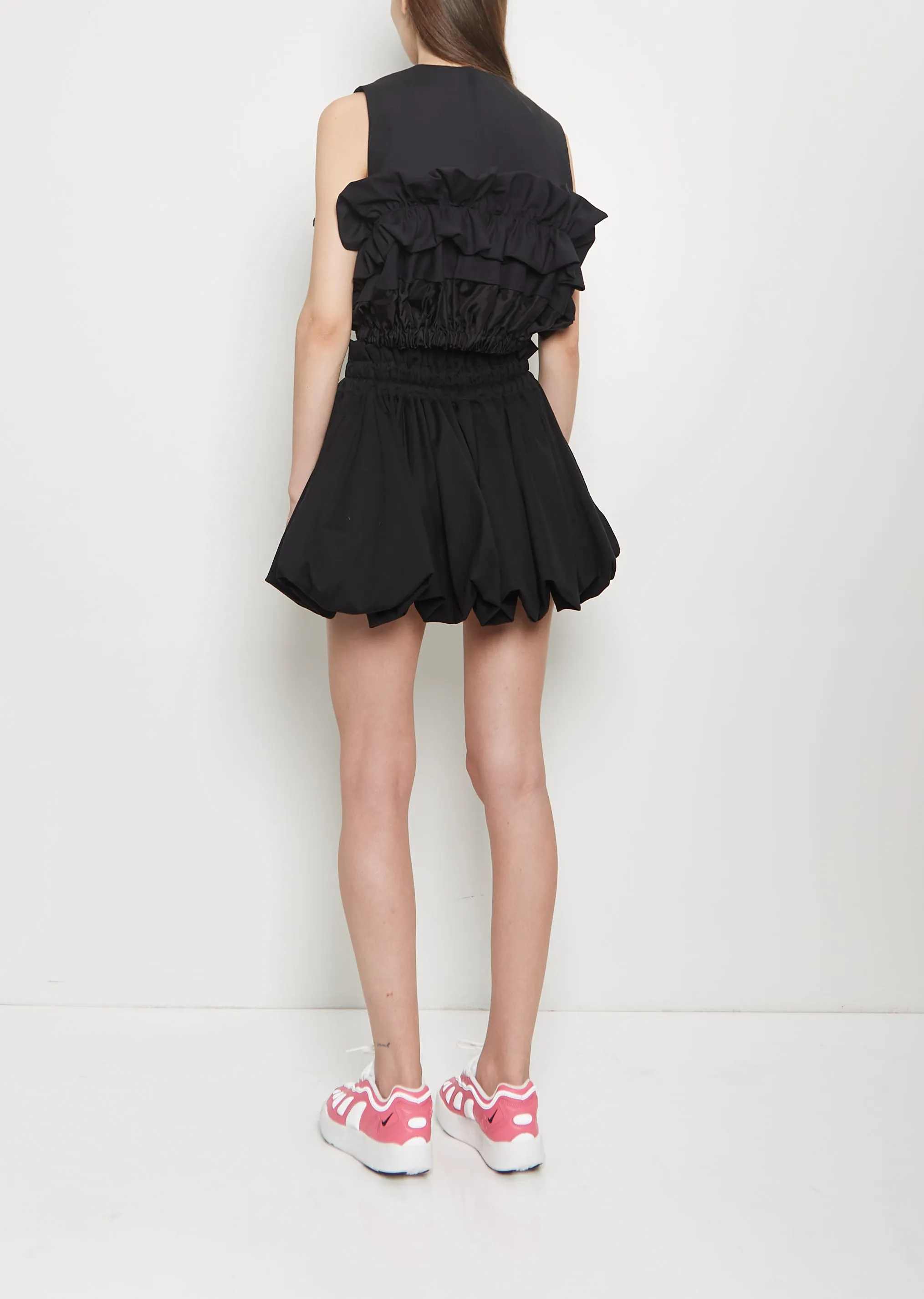 Wool Sleeveless Ruffle Blouse